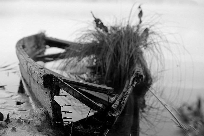 Wrak... Czas to żarłoczna bestia - wszystkie szczegóły najchętniej pożera sam. [Khaled Hosseini] Janusz Michalski fotograf - Portfolio