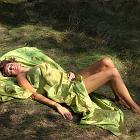 Czas na relaks  Agata na leśnej polanie : modelka, polana, ramiona, nogi