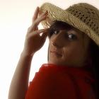Daria : modelka, kapelusz, fotografia portretowa