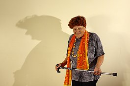 Regina  Pieczyska, 12 października 2011 r. : portret, niepełnosprawna, kobieta, laska