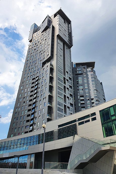 Sea Tower Gdynia (Samsung Galaxy S10+)